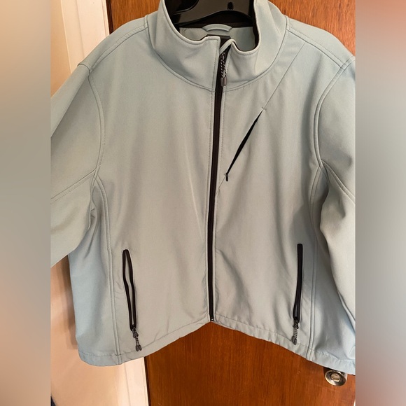 Women’s Plus Size Soft Shell Pulse Jacket in GUC, color sea foam green, size 2X - Picture 8 of 15